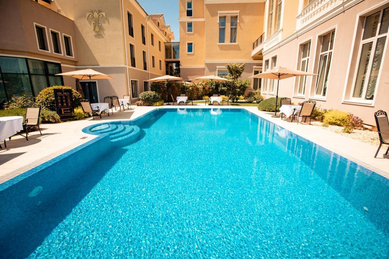 Hotel Tresor Le Palais Timişoara Extérieur photo